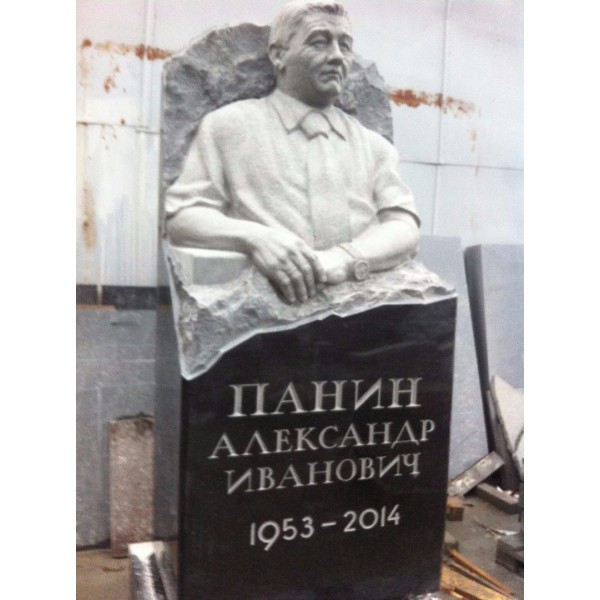 Бюст из гранита Бюст из гранита